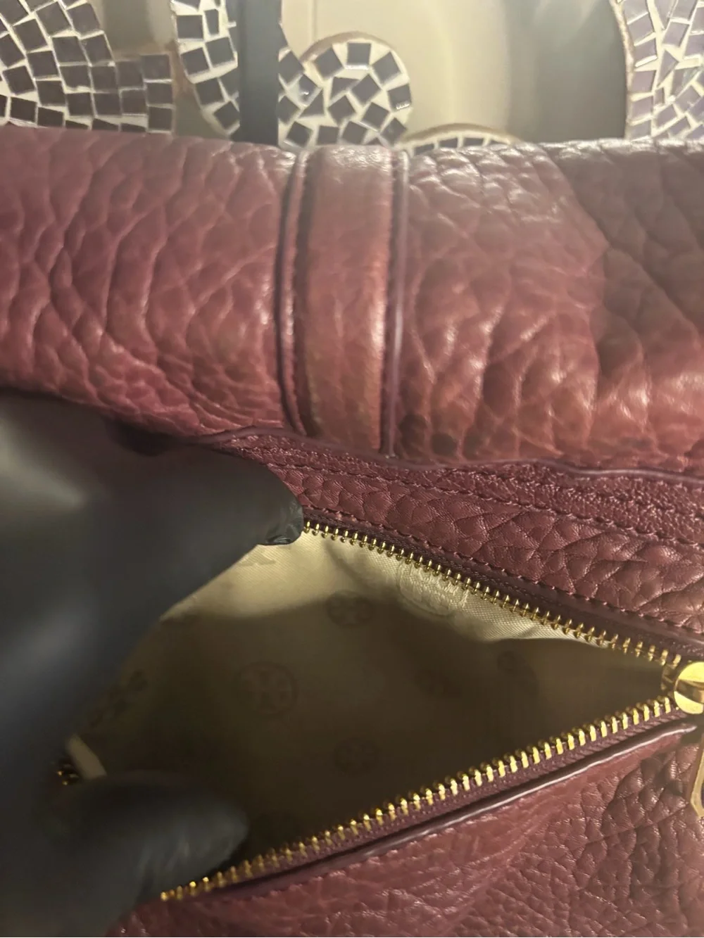 💕Tory Burch Textured Burgundy Leather Satchel Crossbody